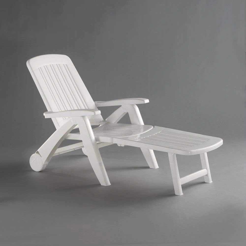 Chaise longue en résine, blanche